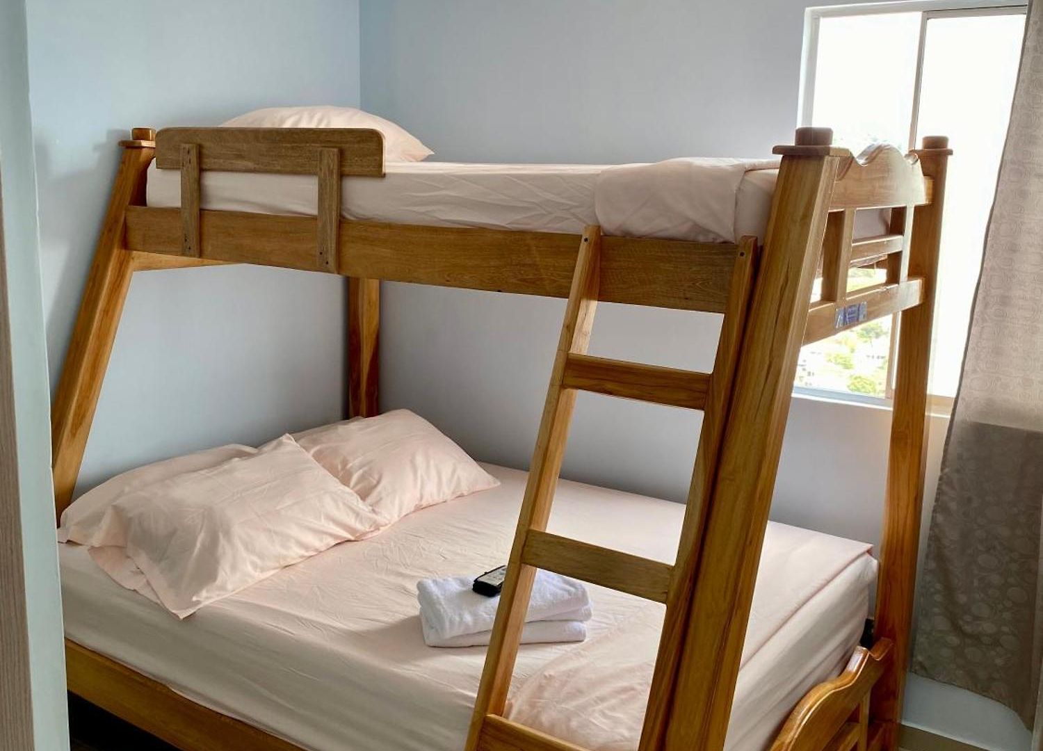 En Cartagena, Entero Y Amueblado Apartamento *