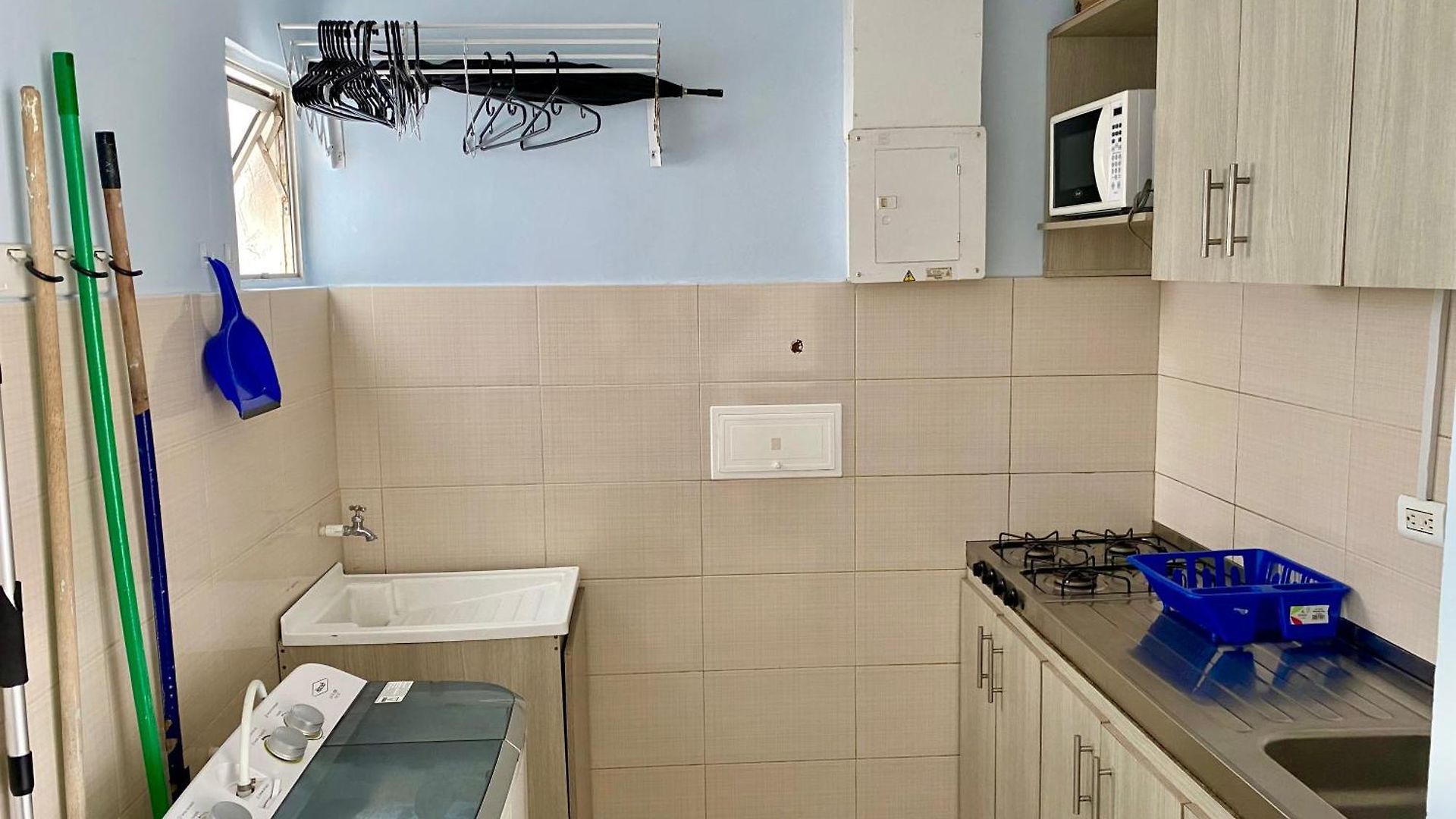 Apartamento En Cartagena, Entero Y Amueblado *